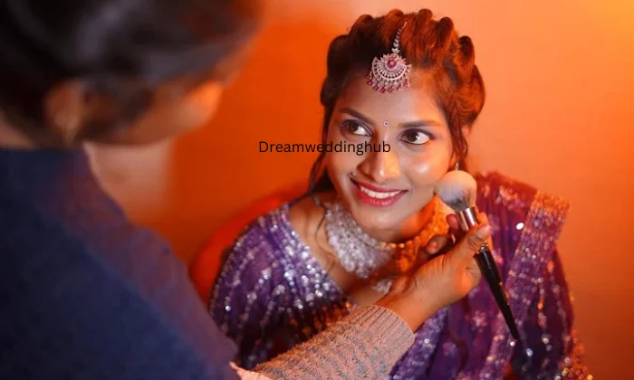 ESSENCE UNISEX SALON  ACADEMY